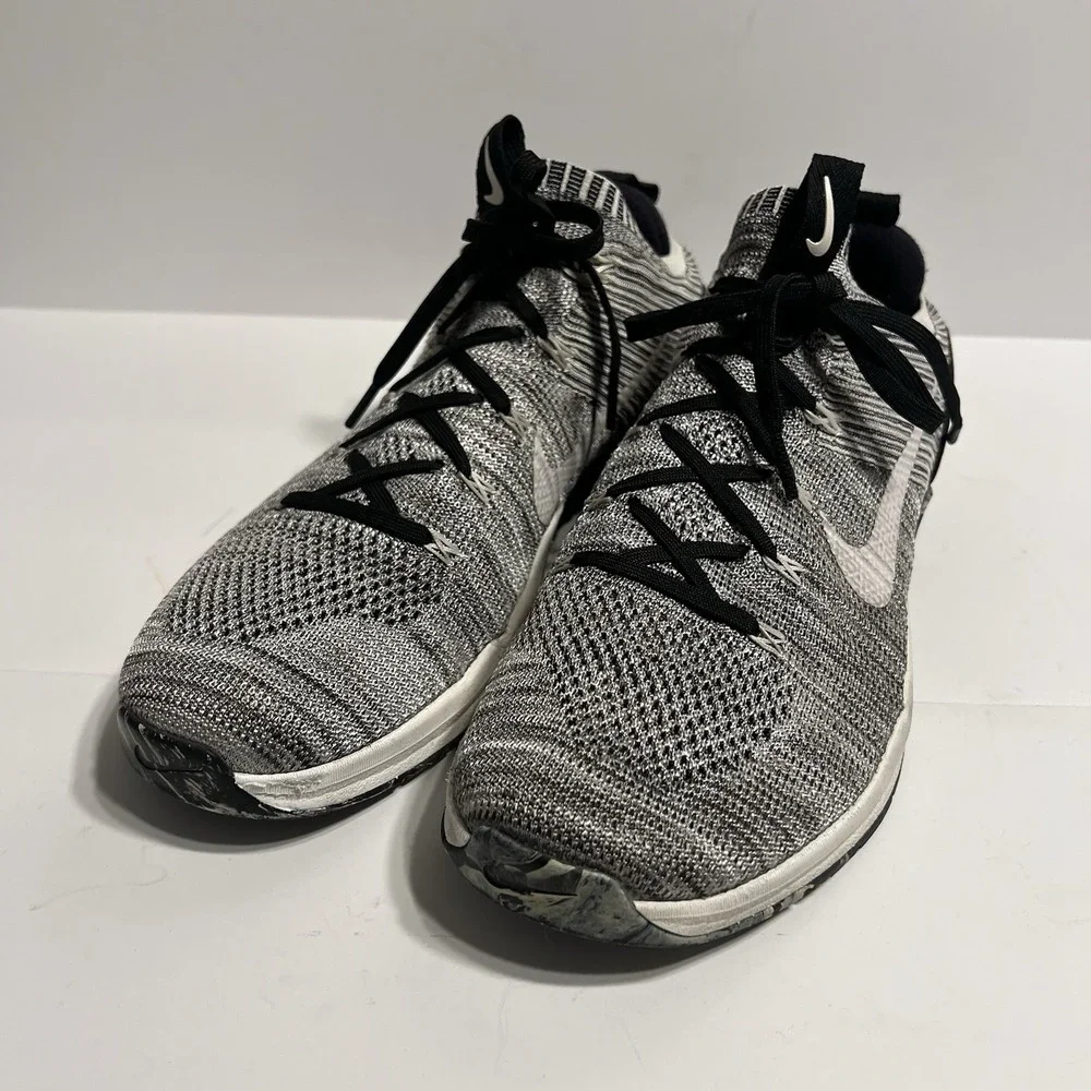 Nike Metcon 824423-001 Size 10.5 Oreo Colorway Preowned